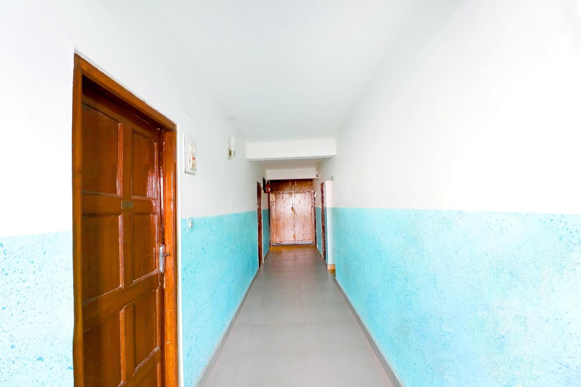 OYO 45337 Hotel Woodland Shimla Buitenkant foto